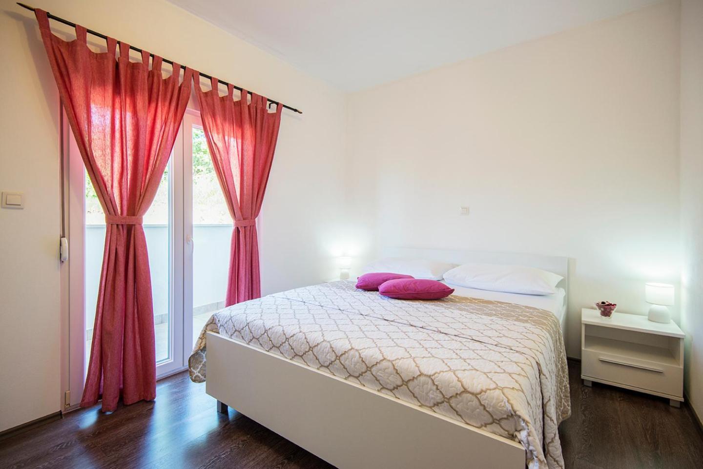 Apartments Cape Deluxe ريتنا المظهر الخارجي الصورة