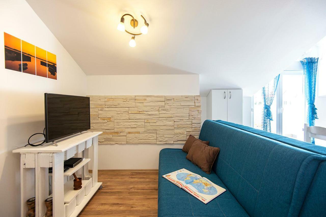 Apartments Cape Deluxe ريتنا المظهر الخارجي الصورة